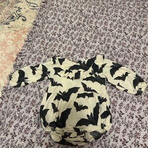 Kate Quinn bats bubble